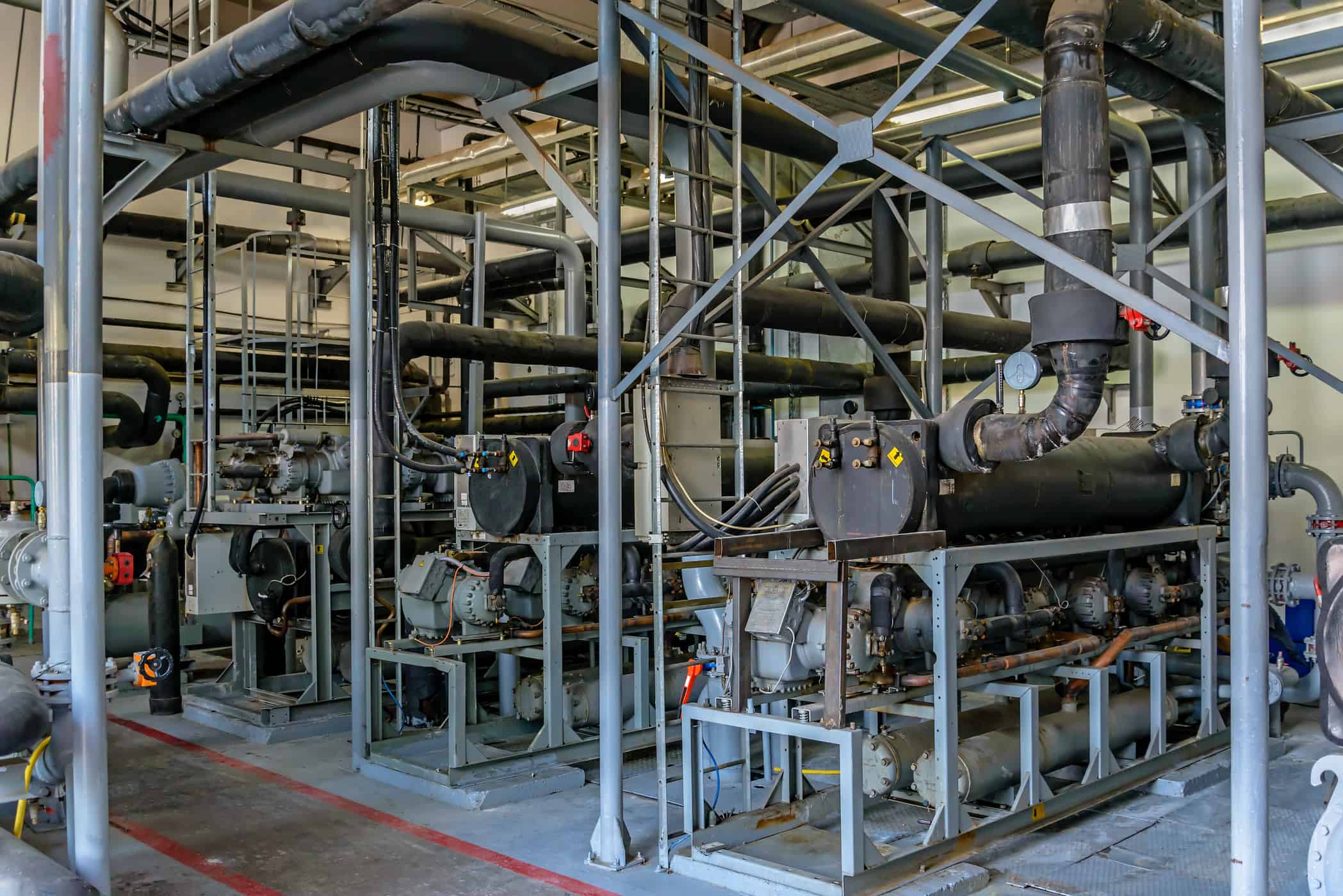 Assortment of many winding pipes